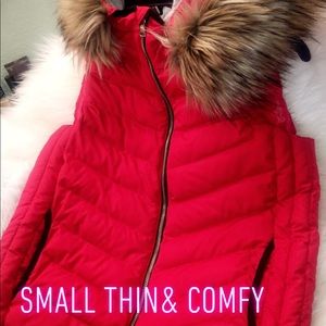 Gap red vest